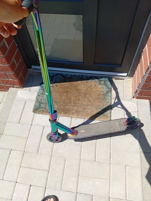 Trotineta Raven kick scooter
