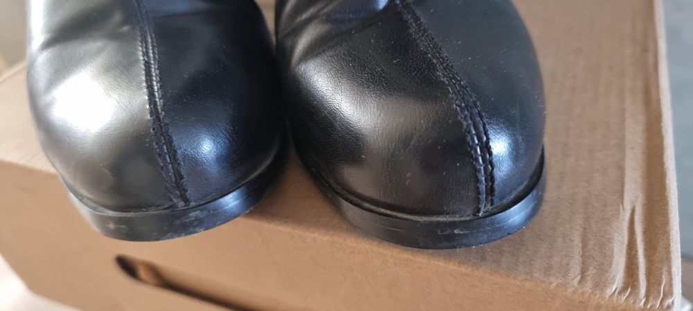 Продам обувь зима и демисезонные.