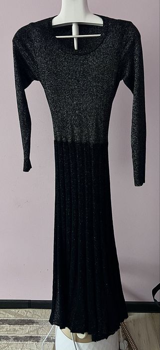 Платья и сарафаны