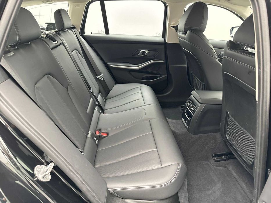BMW Seria 3 G21 320e Touring PHEV