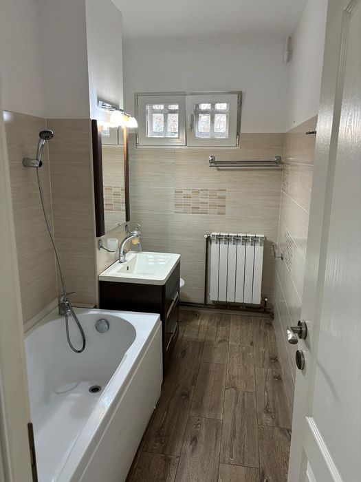 Vand apartament mobilat și utilat 2 camere Aleea Parcului 38
