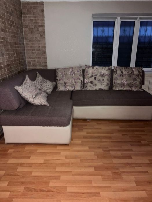 Продам б/у диван угловой