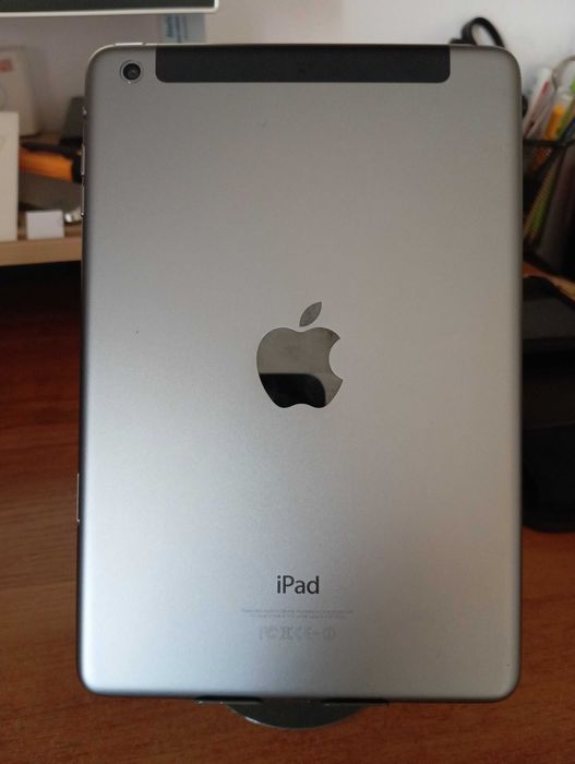 Таблет iPad mini2 7.9"/16GB WiFi 100% battery