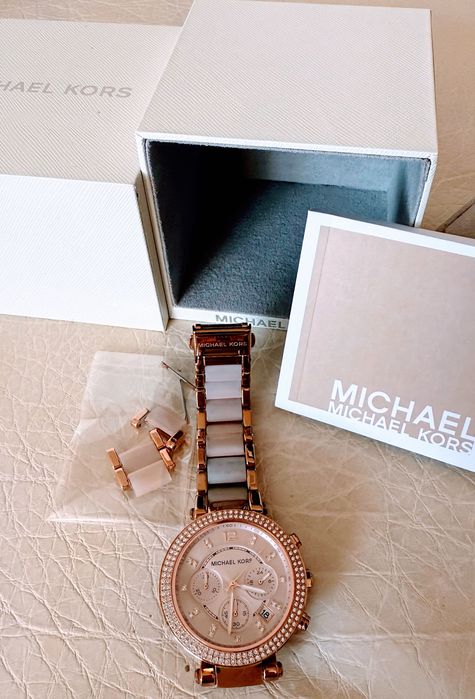 Часовник Michael Kors MK5896 и MK3307