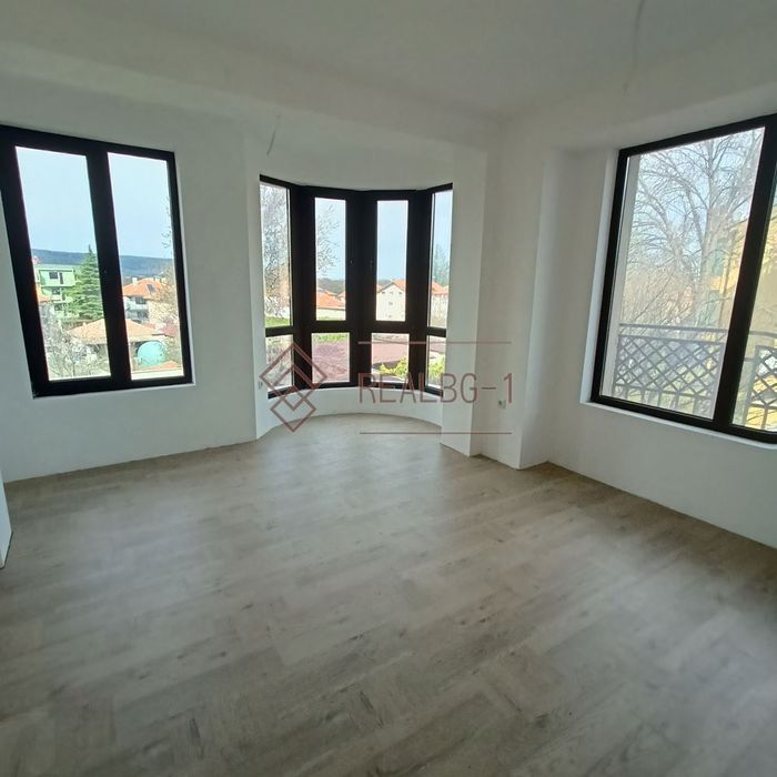 Нови апартаменти в курортното селище Кранево