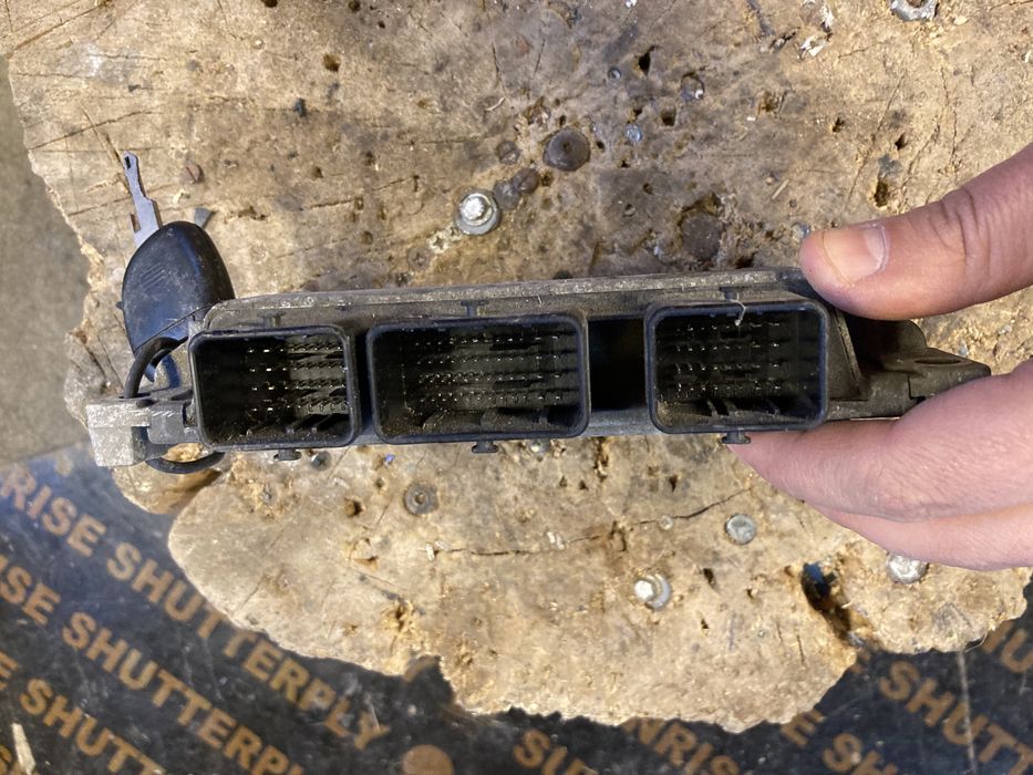 Компютри двигател Рено Клио II 1.2  2002 - 2006 г.