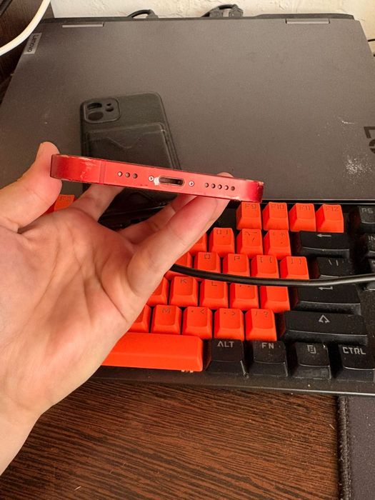 Айфон 12 64гб 75% без минус