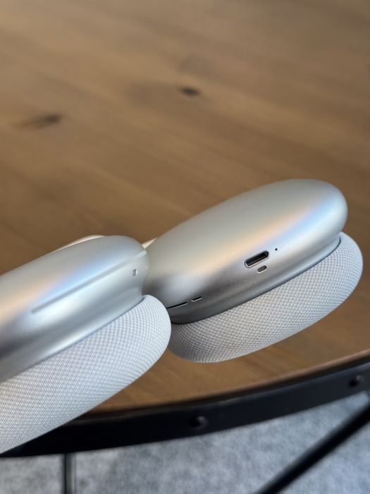 AirPods Max (1-е поколение) в идеале!