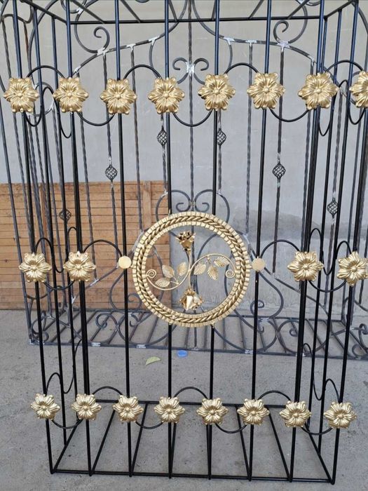 Reshotka perela naves keletka darvaza