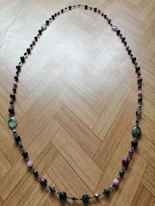 Сотуар из красивых камней