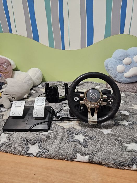 Продаётся Игровой руль