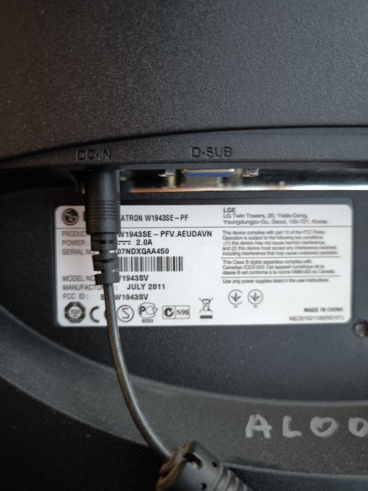 Монитор LG 19" в идеальном состоянии