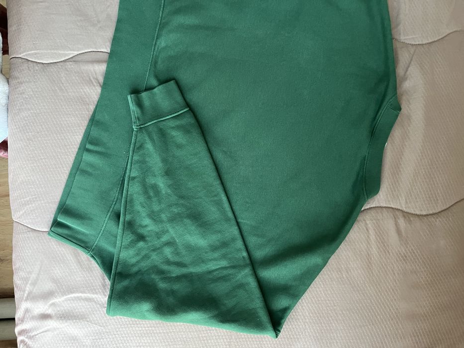 Свободен суитшърт NIKE