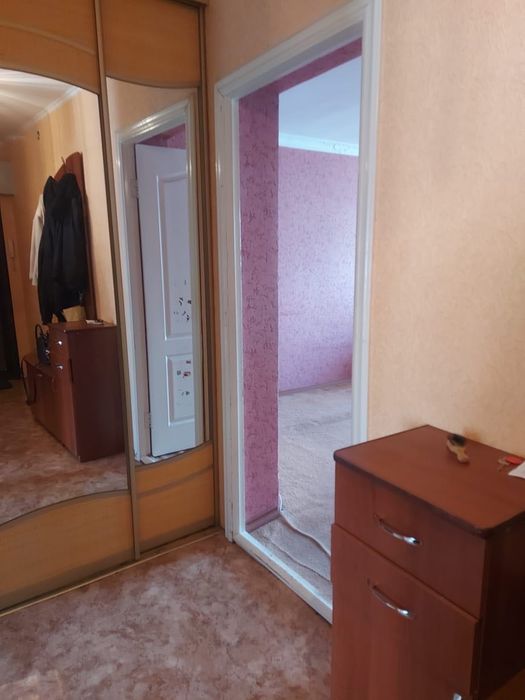 Сдам двухкомнатную длительно
