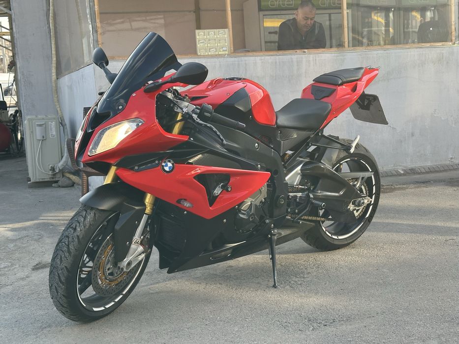 Продается спорт байк BMW S1000RR. 2012 года.