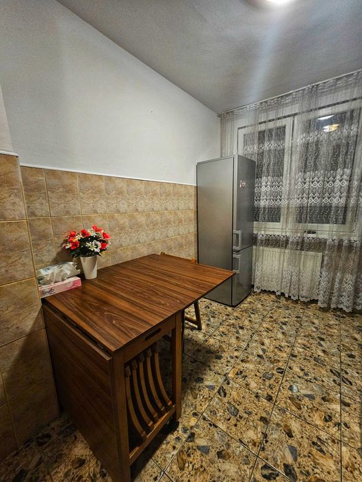 Inchiriez apartament cu 2 camere, Rogerius