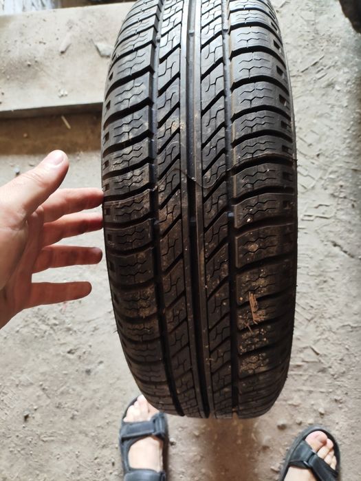 Продам диск с резиной летней новая