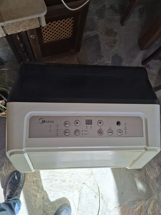 Мобилен климатик midea тел.за враска 0878289657