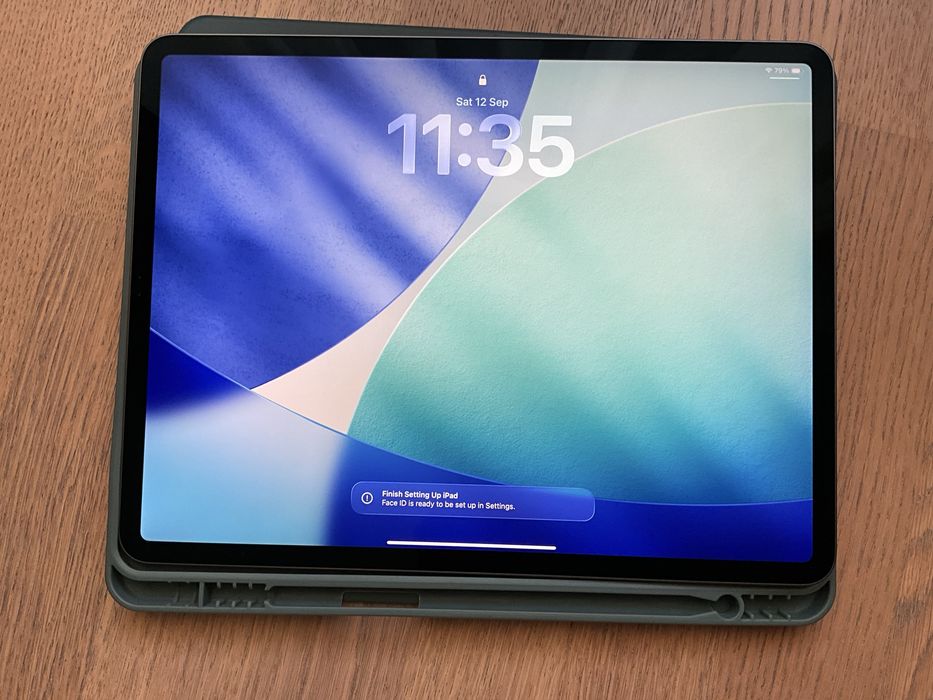 iPad  Pro ( 2.9-inch) (4th generation) in stare foarte buna