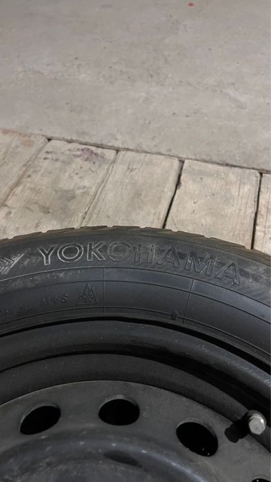 Yokohama 215/60R16