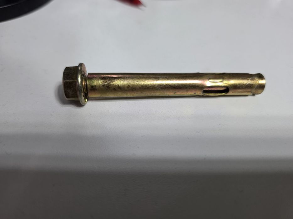 Продам Анкер болт с гайкой