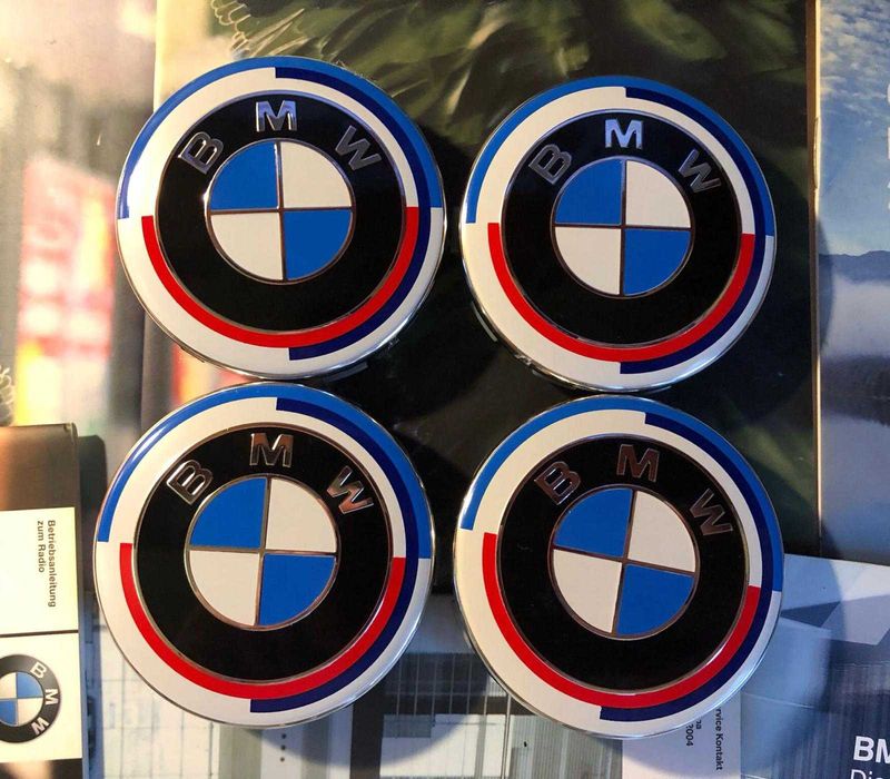 Capace jante pentru BMW clasice/black white/full black/aniversare 68mm
