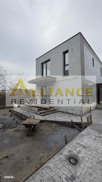 Vila 4 camere de vanzare || aproape de Primărie || campus scolar