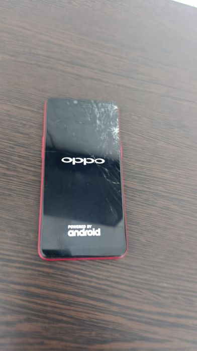 Телефон Oppo б/у