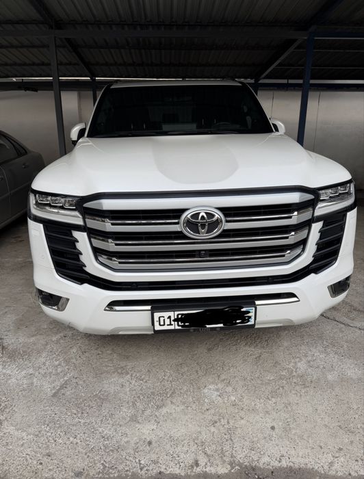 Land cruiser 300 full Option. Oficial garant