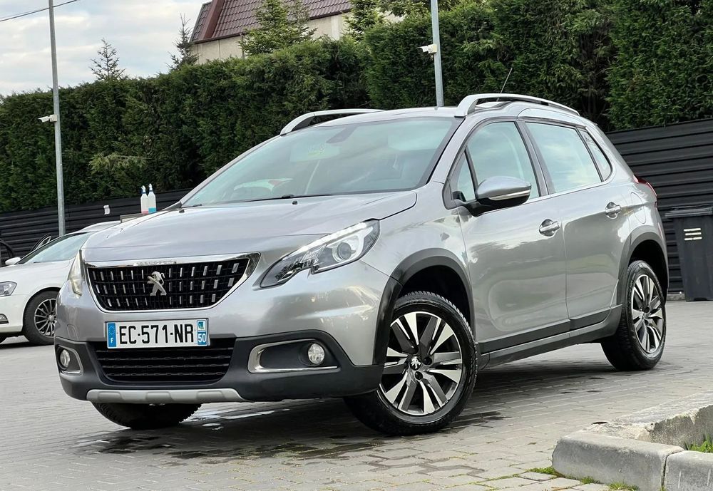 Peugeot 2008 1.2  / Piele / km reali / benzina