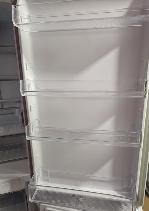 Хладилник Hotpoint Arison