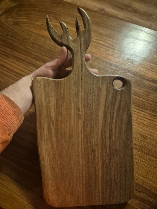 Tocator din lemn de nuc