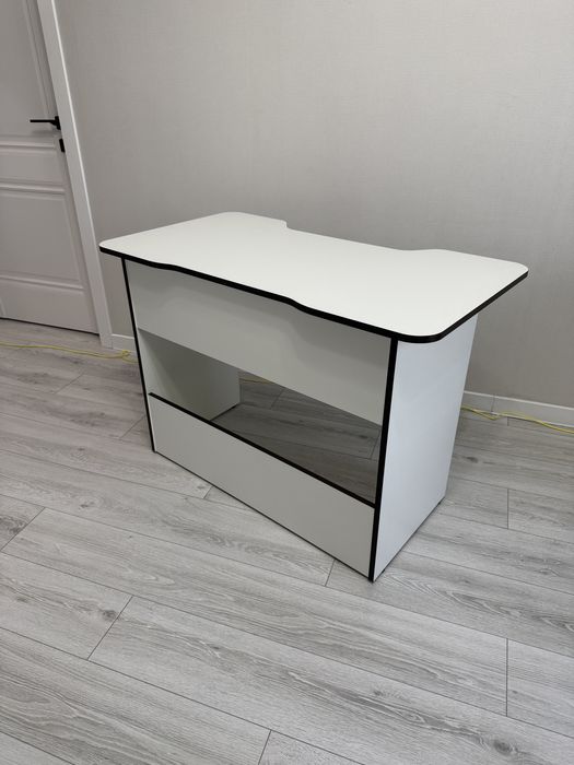 Стол офисный, для работы, письменный, для компьютера