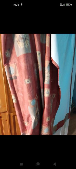 Două draperii de excepție.