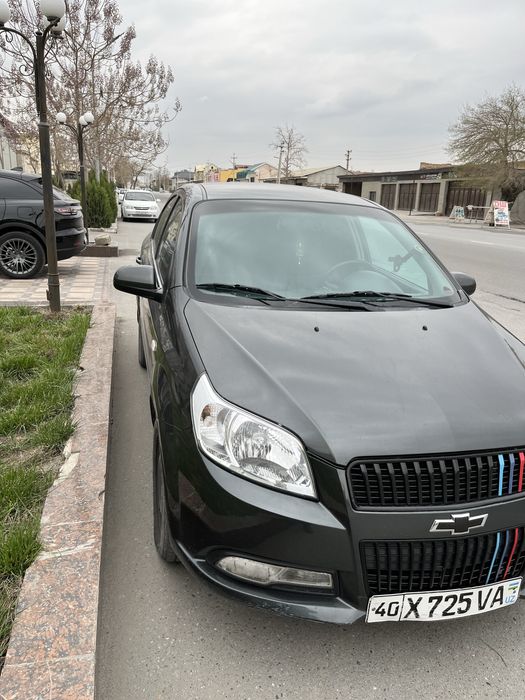 Нексия 3 сотилади