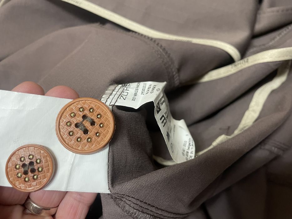 Pardesiu dama superb Zuhre Istambul S/M