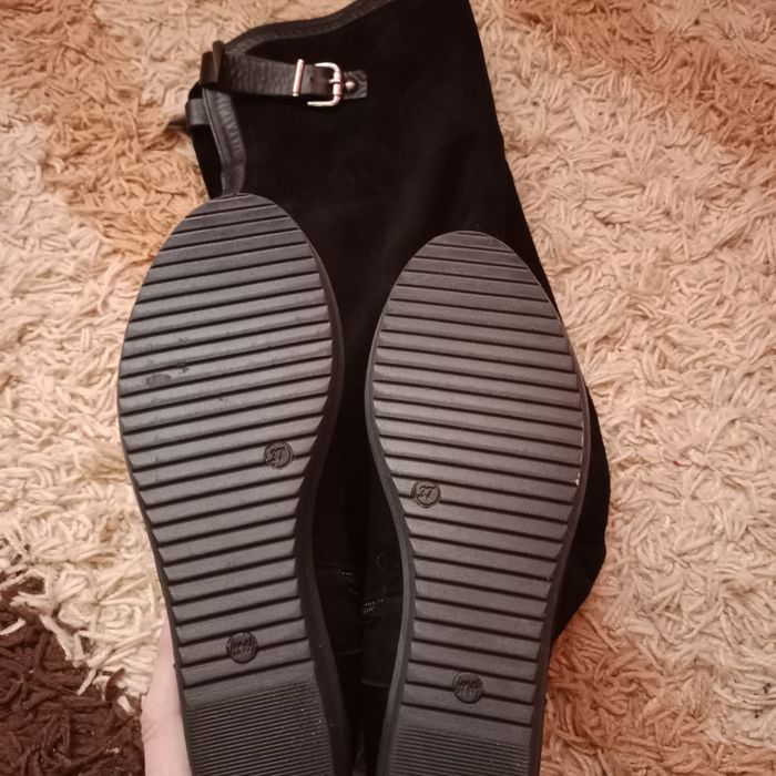 Продам сапоги замшевые