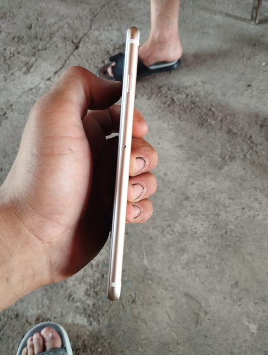 IPhone 6 Plus  sotiladi