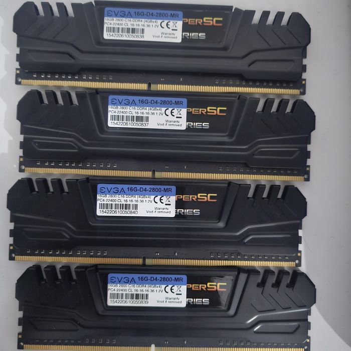 EVGA SuperSC 16GB DDR4-2800 Рам Ram Памет Геймърски