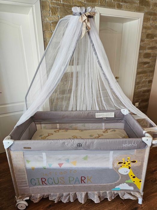 Kошара за спане и игра Chipolino Selena със балдахин + Подарък матрак