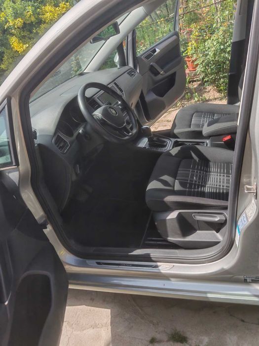 volkswagen golf sportsvan