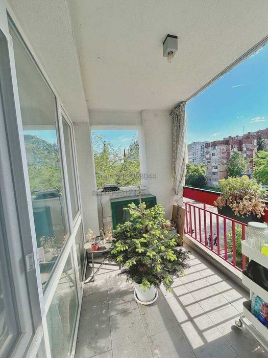 Продава се Двустаен апартамент в Стара Загора, Никола Петков - 67 кв.м за 2014 €/кв.м - Снимка #6