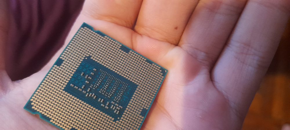 Продавам процесор intel i5 4590