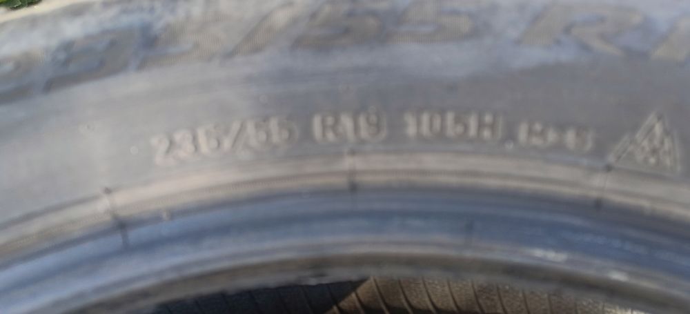 Продам зимнюю резину pirelli