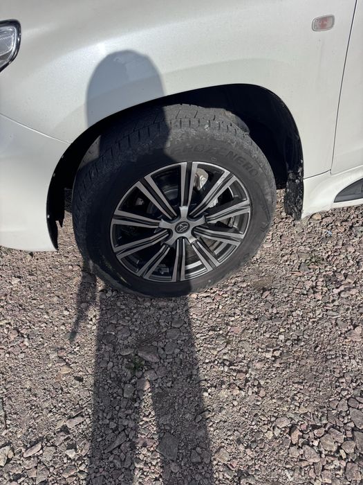 285/50 R20 комплект дисков с резиной