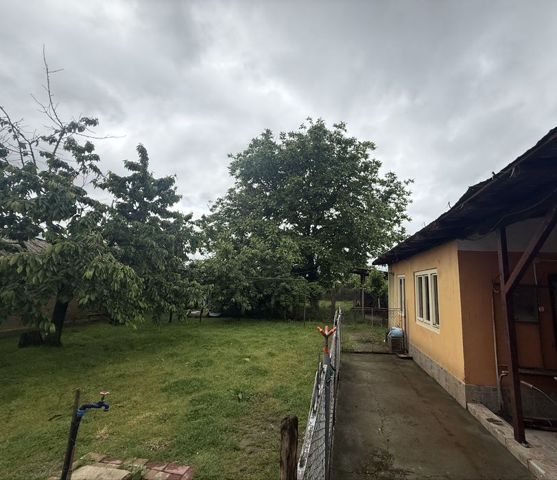 Casă + teren intravilan 1.658 mp – ideal locuință sau investiție
