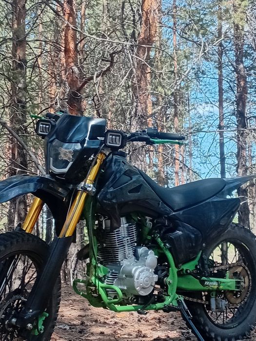 Мотоцикл Эндуро 250сс