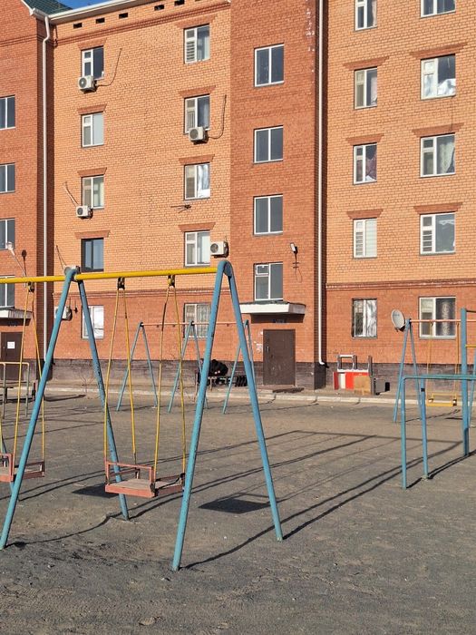 Срочно , Жаппасбай дом , напротив школ 182