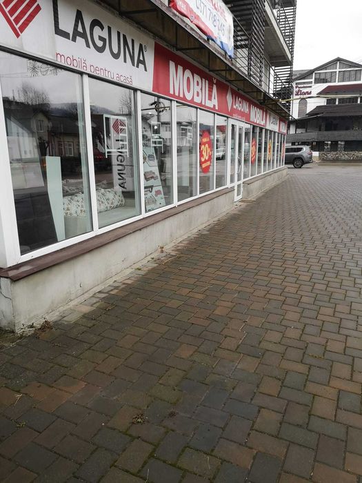 Vând  sau Închiriez Spatiu comercial la strada principala