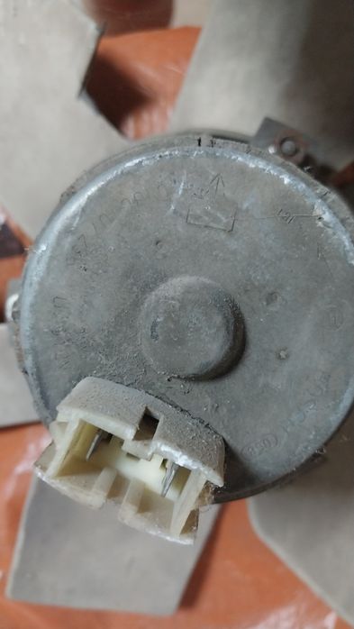 Продам вентилятор на радиатор